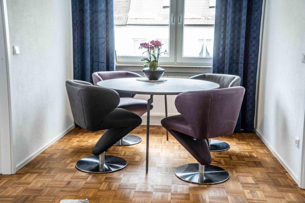 City Wohnung Fn L 5 Klimatisiert Mit Balkon Und Kueche フリードリヒスハーフェン エクステリア 写真